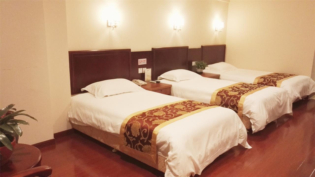 Greentree Inn Shandong Jinan Daming Lake Business Hotel エクステリア 写真